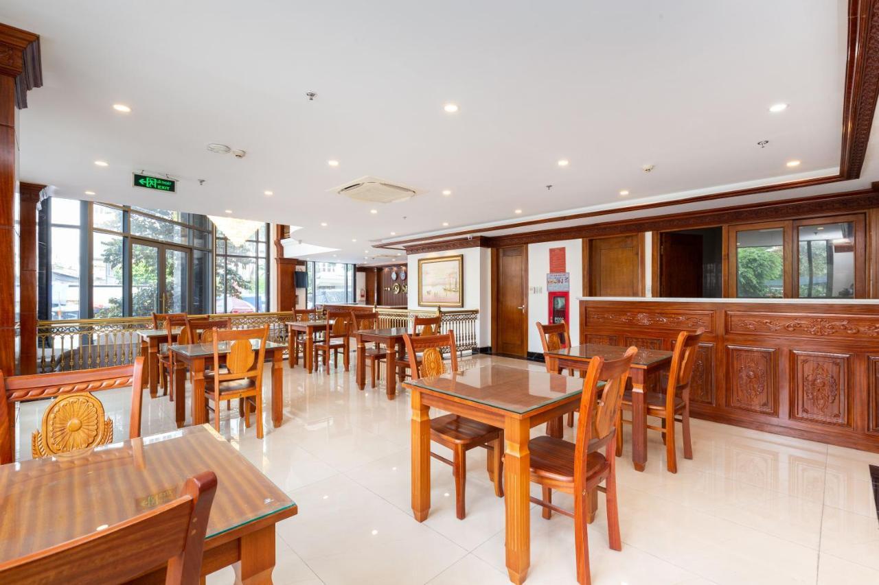 Silk Hong Ha Airport Hotel 胡志明市 外观 照片