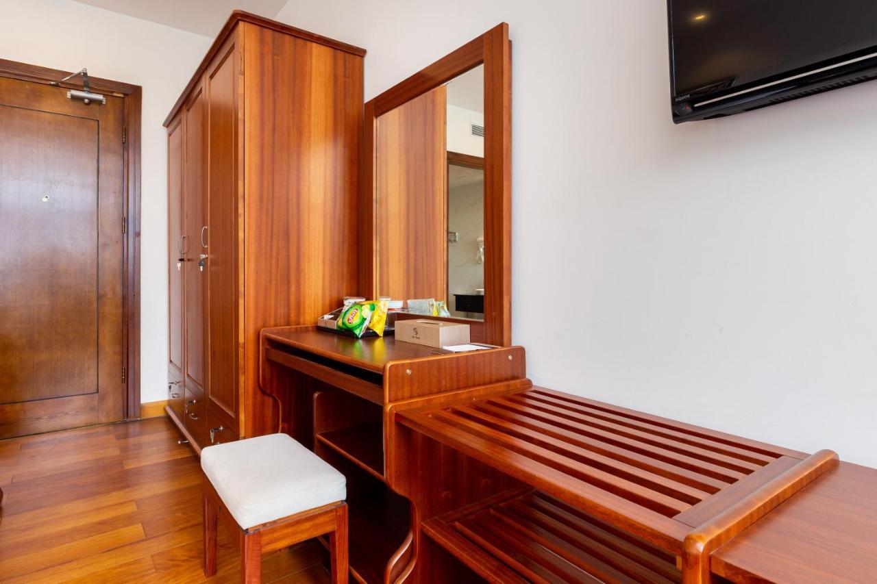 Silk Hong Ha Airport Hotel 胡志明市 外观 照片