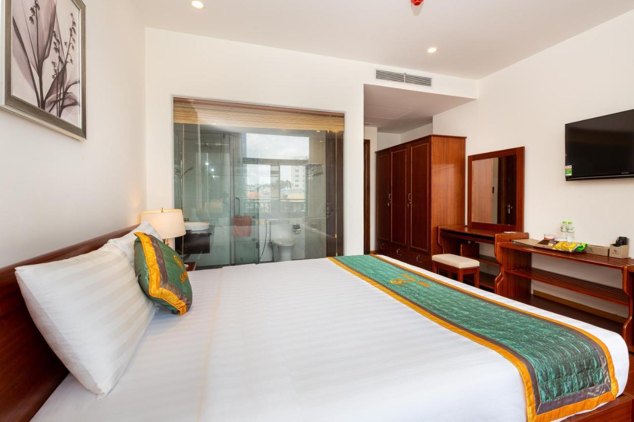 Silk Hong Ha Airport Hotel 胡志明市 外观 照片