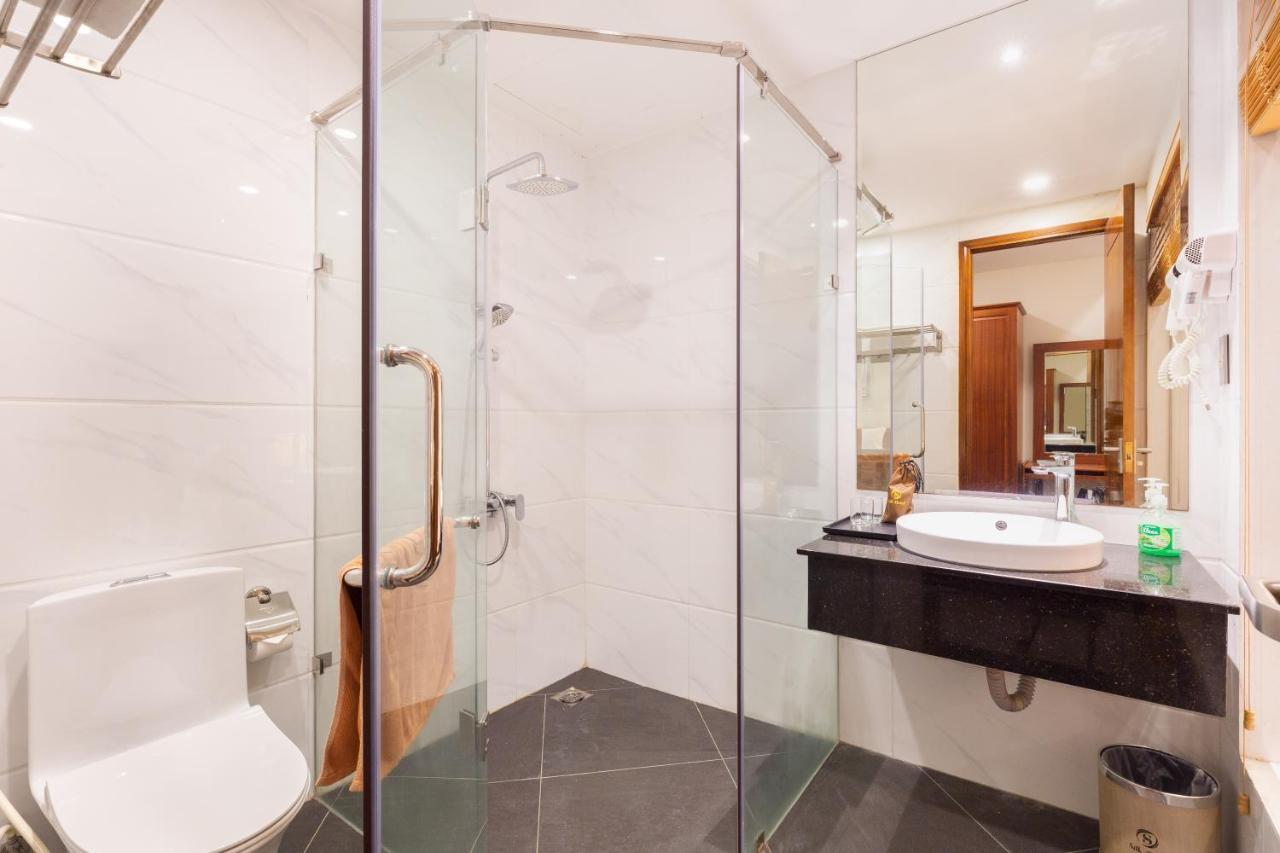 Silk Hong Ha Airport Hotel 胡志明市 外观 照片
